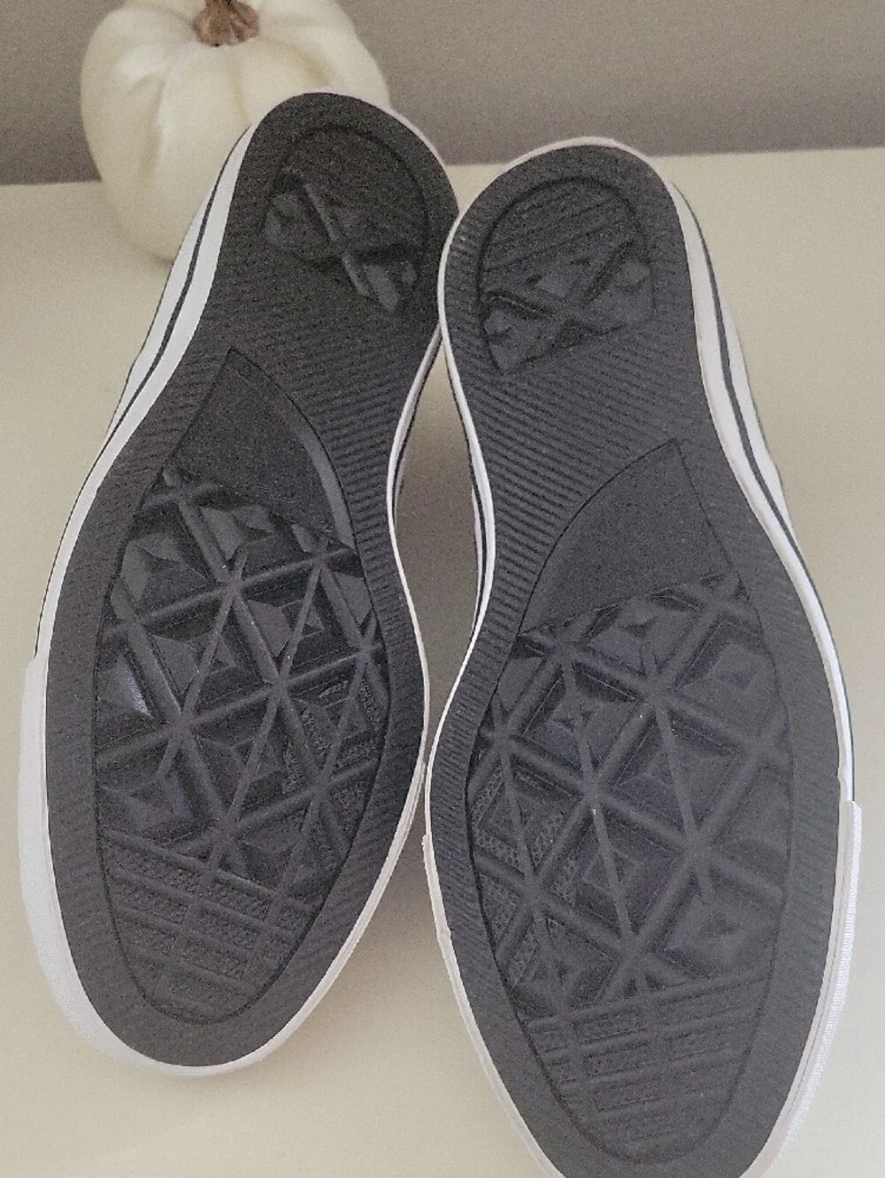 Converse Women's Marald Knit Gray and Black Mid-Top Sneakers